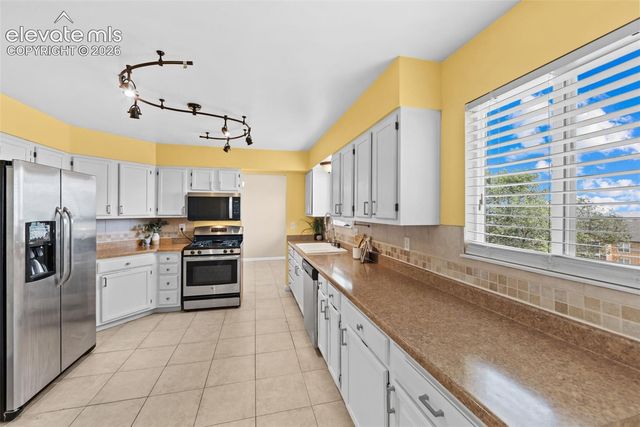 7695 Woody Creek Drive, Colorado Springs, CO 80911
