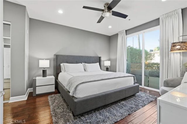 6038 Carlton Way 101, Los Angeles, CA 90028