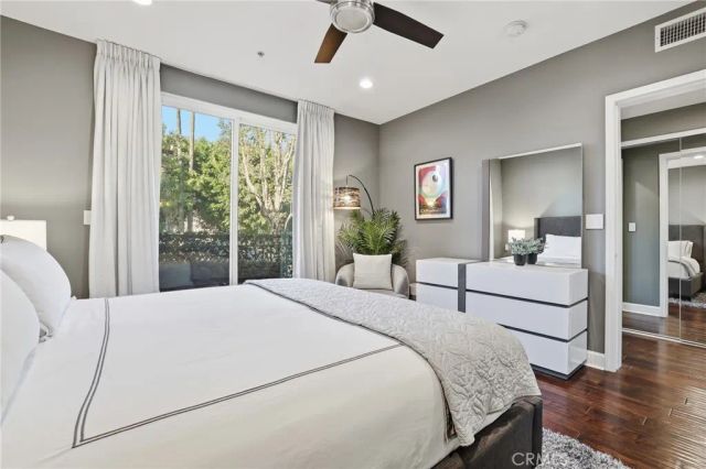 6038 Carlton Way 101, Los Angeles, CA 90028