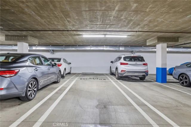 6038 Carlton Way 101, Los Angeles, CA 90028