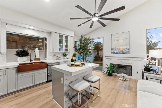 911 S Firefly, Anaheim Hills, CA 92808