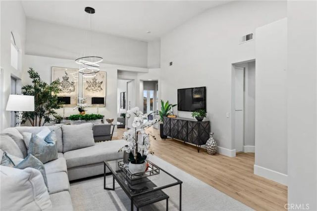 911 S Firefly, Anaheim Hills, CA 92808