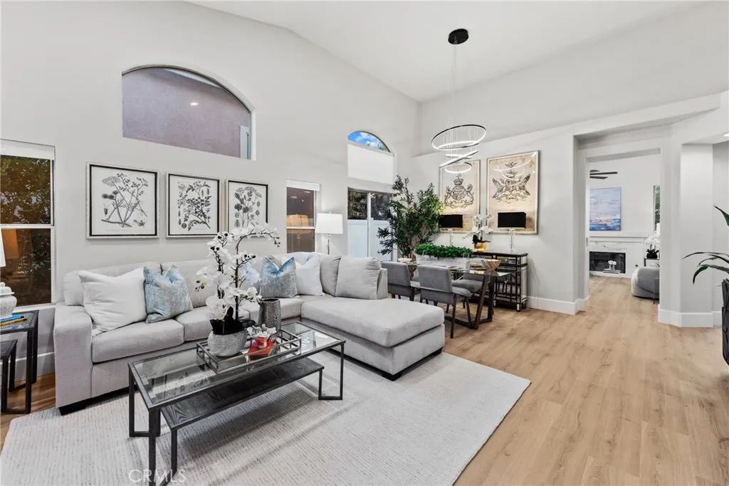 911 S Firefly, Anaheim Hills, CA 92808