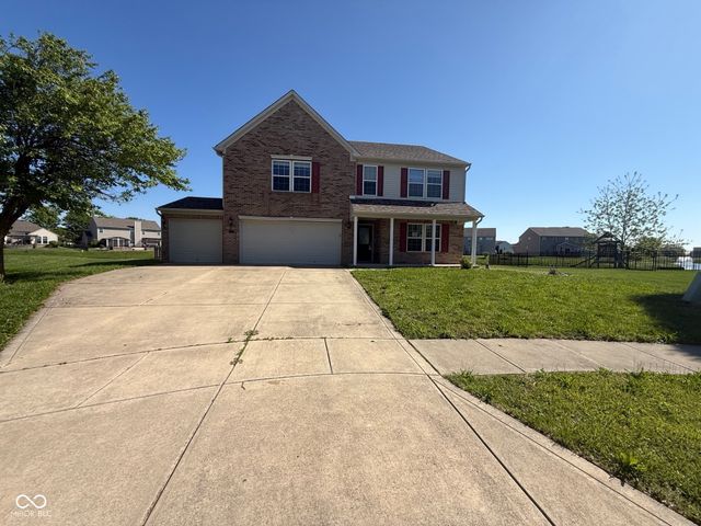 1230 Winter Hawk Court, Greenwood, IN 46143