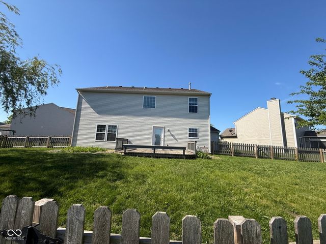 1230 Winter Hawk Court, Greenwood, IN 46143