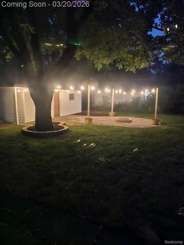 36884 Greenbush Road, Wayne, MI 48184