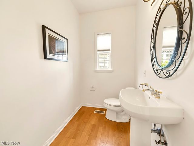 460 Hollyhock Court, Mayfield Heights, OH 44124