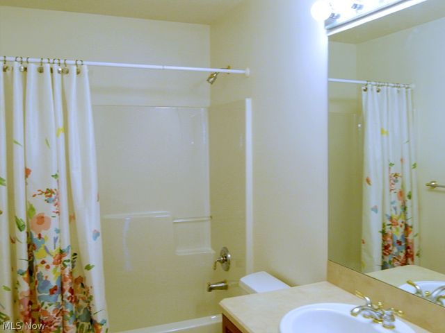 460 Hollyhock Court, Mayfield Heights, OH 44124
