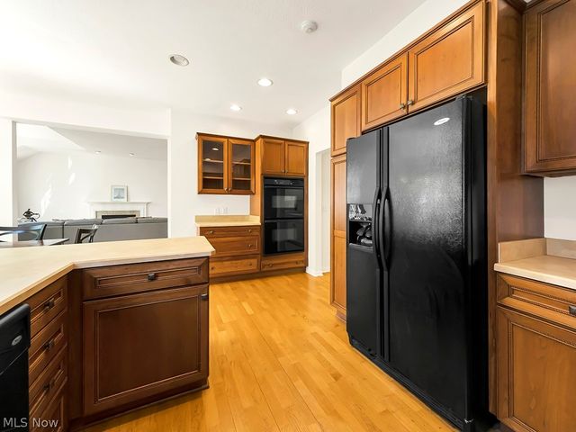 460 Hollyhock Court, Mayfield Heights, OH 44124