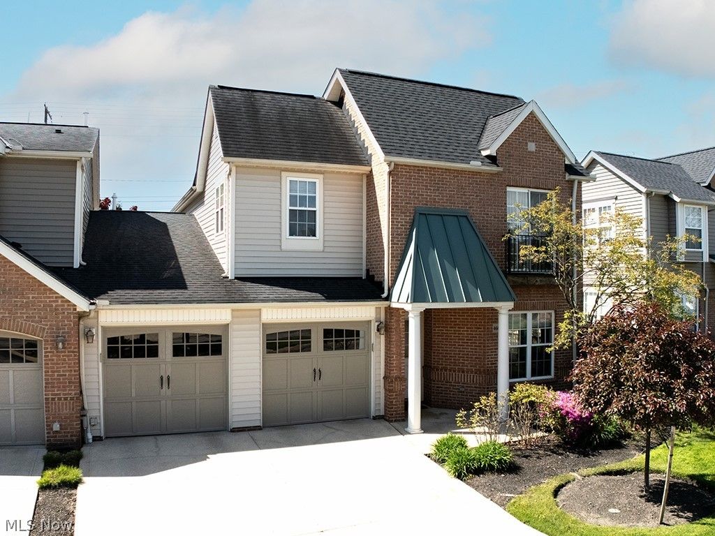 460 Hollyhock Court, Mayfield Heights, OH 44124