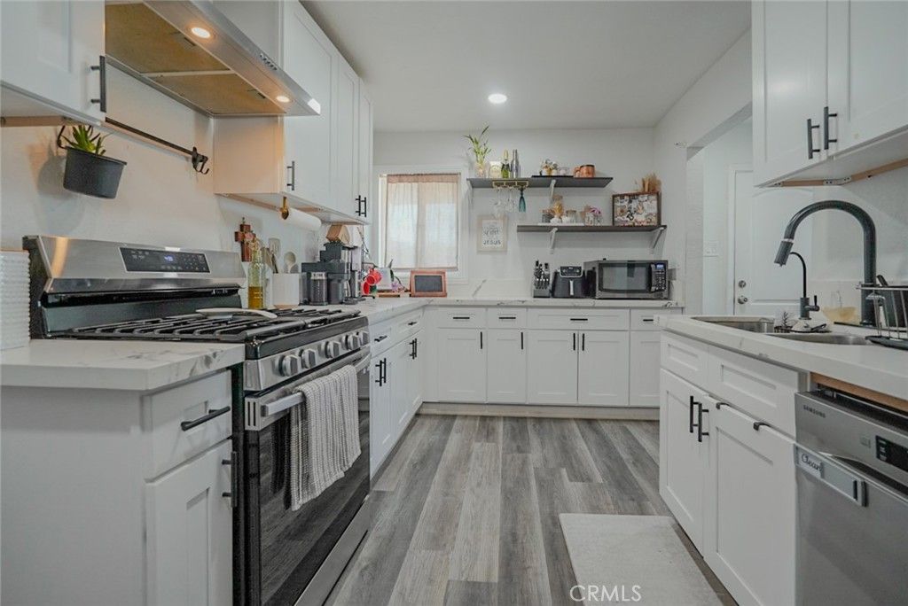 1434 W 153rd, Compton, CA 90220 — photo 4