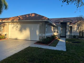 1275 E Lancewood Place, Delray Beach, FL 33445