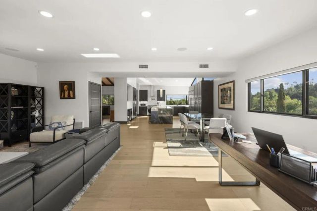 9200 Tropico Drive, La Mesa, CA 91941