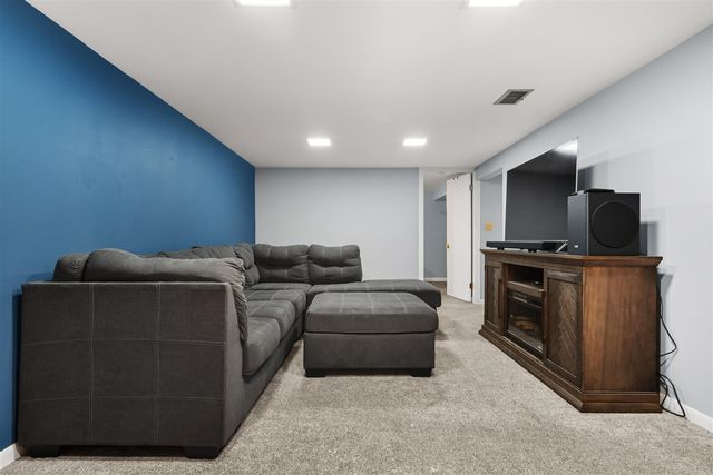 2252 Floyd Street, Wyoming, MI 49519