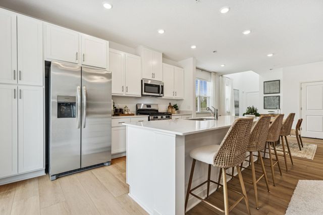 6219 205th Street N, Forest Lake, MN 55025