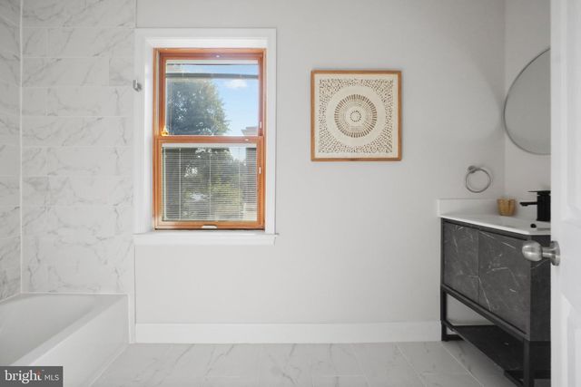3502 SUMMIT DR, Temple Hills, MD 20748
