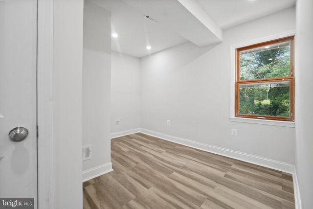 3502 SUMMIT DR, Temple Hills, MD 20748