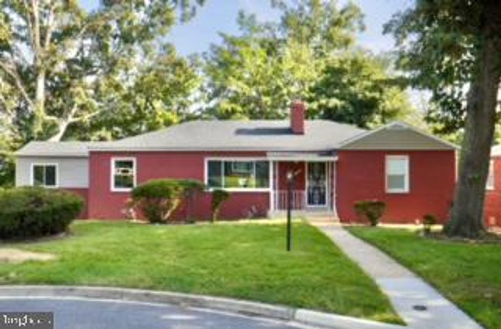 3502 SUMMIT DR, Temple Hills, MD 20748