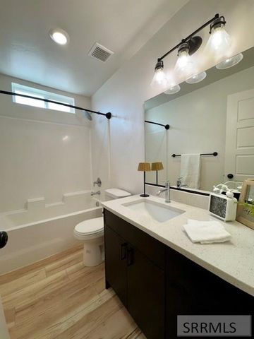 4391 E Arcadia Road, Idaho Falls, ID 83401