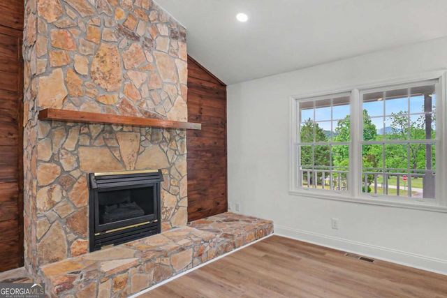 2421 Settlers Ridge, Hiawassee, GA 30546