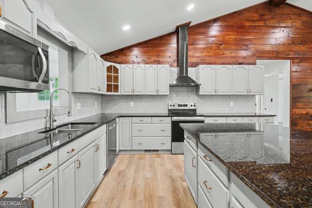2421 Settlers Ridge, Hiawassee, GA 30546