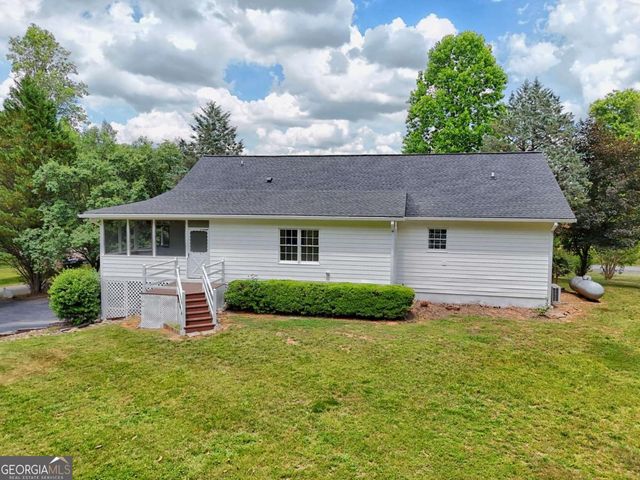 2421 Settlers Ridge, Hiawassee, GA 30546