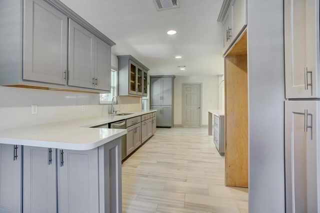 5402 Cheena Drive, Houston, TX 77096