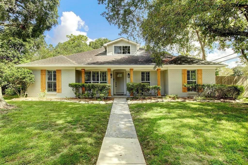 5402 Cheena Drive, Houston, TX 77096