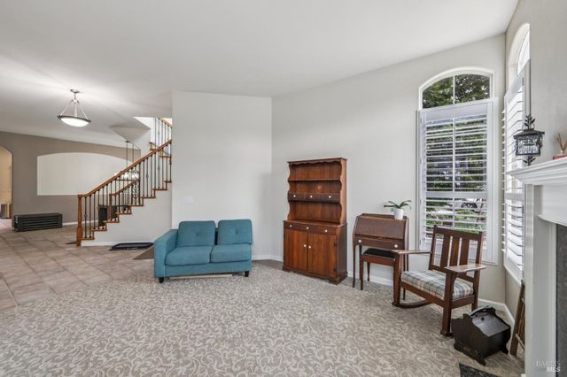 1444 Great Heron Dr, Santa Rosa, CA 95409