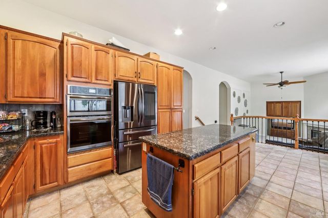1444 Great Heron Dr, Santa Rosa, CA 95409