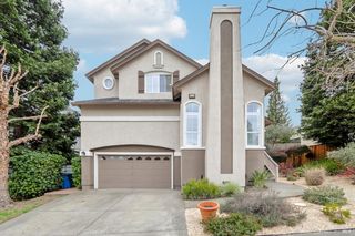 1444 Great Heron Dr, Santa Rosa, CA 95409