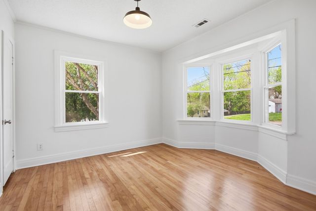 114 5th Ave, Columbia, TN 38401