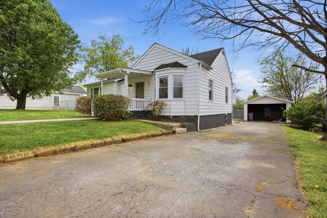 114 5th Ave, Columbia, TN 38401