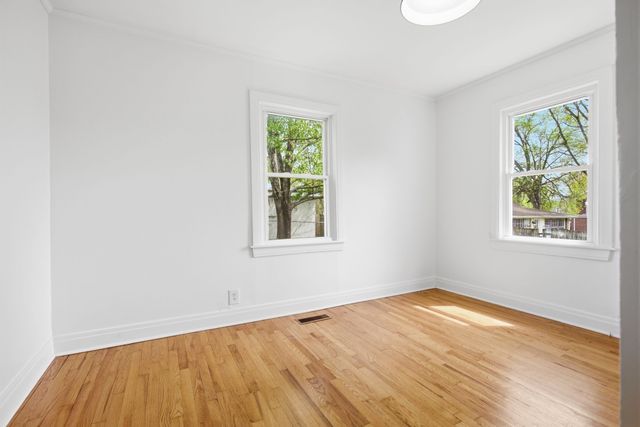 114 5th Ave, Columbia, TN 38401