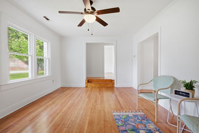 114 5th Ave, Columbia, TN 38401