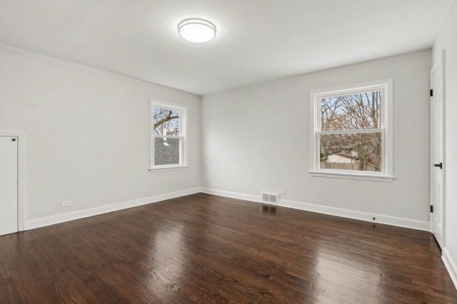 808 Sterling Avenue, Flossmoor, IL 60422