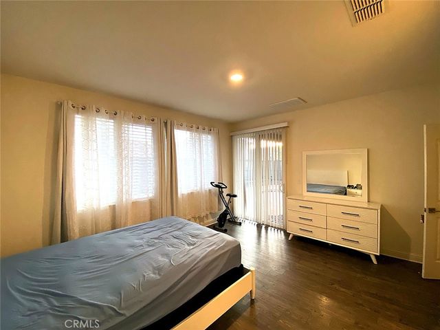 11704 Village Pond Way, Rancho Cordova, CA 95742