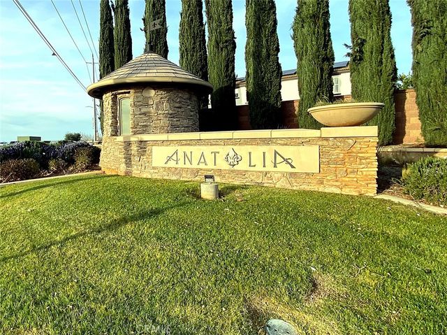 11704 Village Pond Way, Rancho Cordova, CA 95742