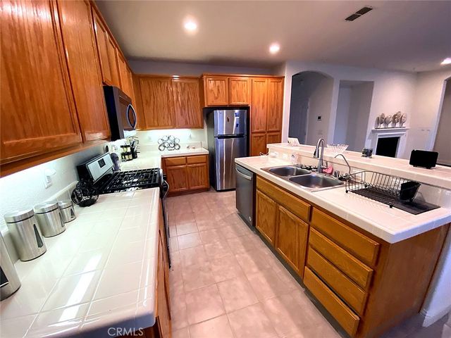 11704 Village Pond Way, Rancho Cordova, CA 95742