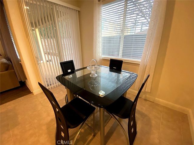 11704 Village Pond Way, Rancho Cordova, CA 95742