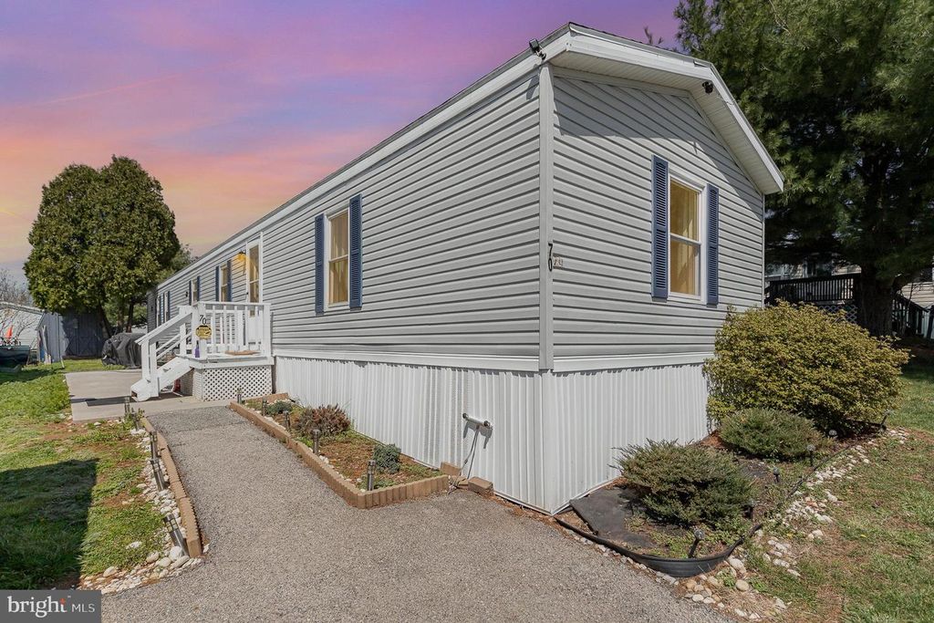 701 Cassel Rd Lot 70, Manchester, PA 17345