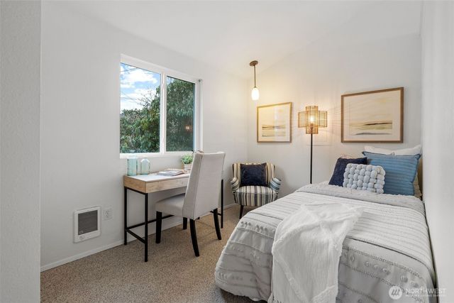 6876 Helena Street, Clinton, WA 98236