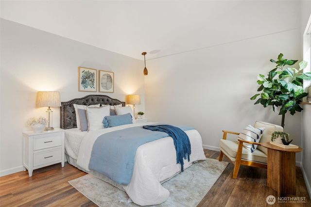 6876 Helena Street, Clinton, WA 98236