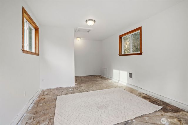 6876 Helena Street, Clinton, WA 98236