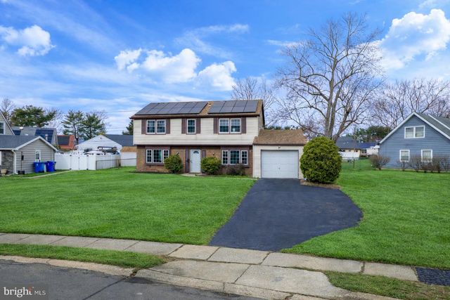 27 HARPER LN, Willingboro, NJ 08046