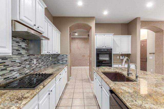 14380 W MONTE VISTA Road, Goodyear, AZ 85395