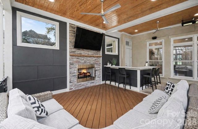 401 Wingfoot Drive, Waxhaw, NC 28173