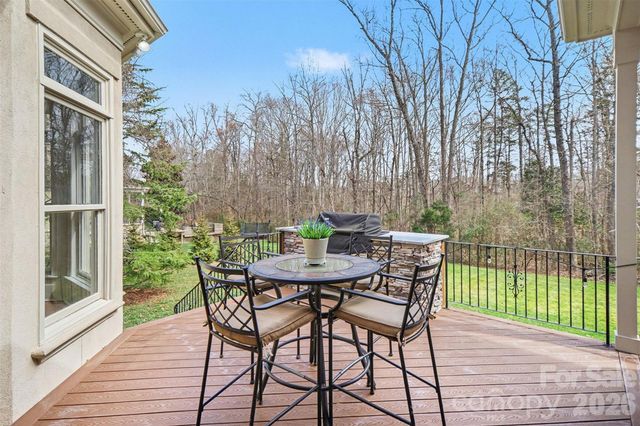 401 Wingfoot Drive, Waxhaw, NC 28173