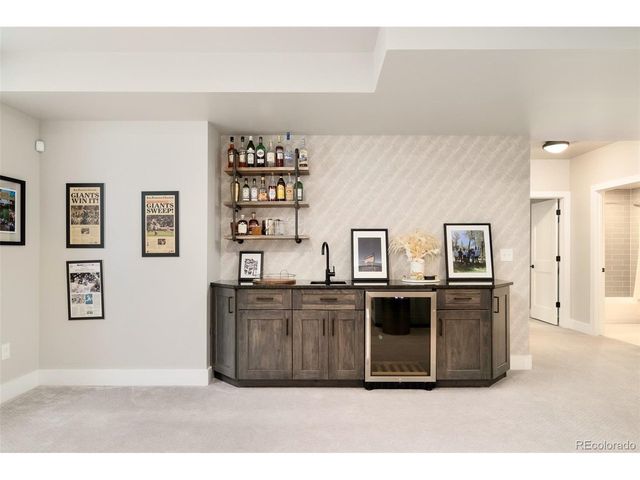 7160 W 32nd Pl, Wheat Ridge, CO 80033