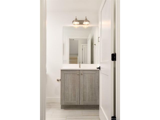 7160 W 32nd Pl, Wheat Ridge, CO 80033